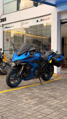 SUZUKI GSX-S1000GT ABS SUZUKI GSX-S1000GT ABS